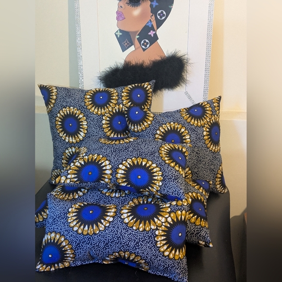 Purse Pillows SET Of Five Handmade Vibrant Blue African Print Decorative Design - Picture 4 of 7
